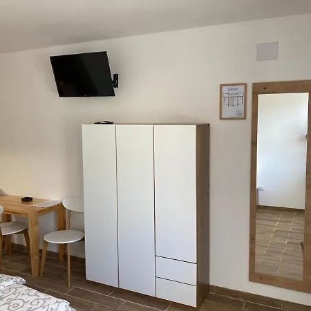 Srebrna Laguna Apartment *